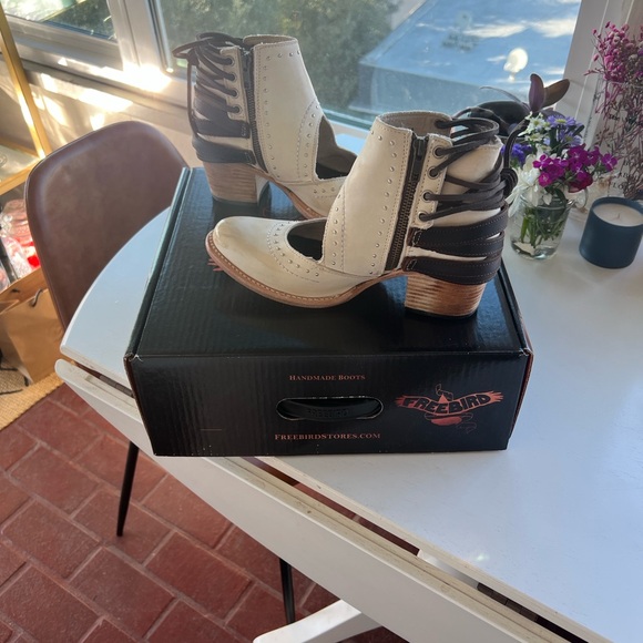 Freebird by Steven Desert White Studded Cutout Ankle Booties | Size 8 | Like New - Picture 2 of 6